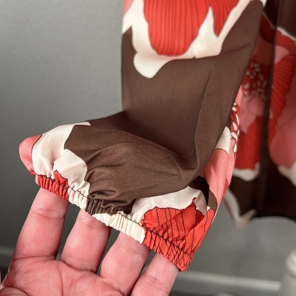 Boho Vacation Summer Flowy V-Neck Oversized Long Sleeve Top Size Medium - Picture 3 of 5